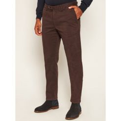 Spodnie materiałowe Oscar Jacobson 5176 4305. Pomarańczowe jeansy męskie Oscar Jacobson, m, bez wzorów. Za 449,00 zł.
