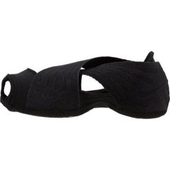 Buty do fitnessu damskie: Nike Performance STUDIO WRAP 4 Obuwie do tańca black