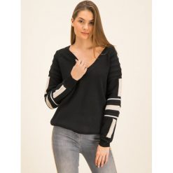 Sweter Patrizia Pepe 2M3795/A5U1-F3X1. Czarne swetry damskie Patrizia Pepe, m, bez wzorów, z poliesteru, klasyczne, bez rękawów, bez kaptura. W wyprzedaży za 539,00 zł.