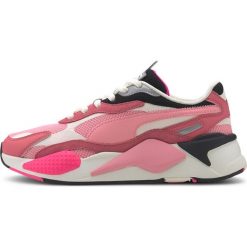 Puma RS-X³ Puzzle Tenisówki Różowy Biały. Różowe trampki i tenisówki damskie Puma, bez wzorów, z materiału, bez zapięcia. Za 498,95 zł.
