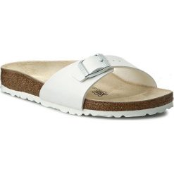 Klapki BIRKENSTOCK - Madrid 0040733 White. Białe klapki damskie Birkenstock, bez wzorów, ze skóry ekologicznej, bez obcasa. Za 229,00 zł.