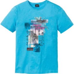 T-shirt z nadrukiem bonprix turkusowy z nadrukiem. Niebieskie koszulki męskie bonprix, s, z nadrukiem, bez kołnierzyka. Za 24,99 zł.