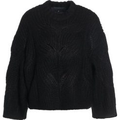 DESIGNERS REMIX VICKI CABLE Sweter black. Czarne swetry klasyczne damskie DESIGNERS REMIX, xl, z materiału. Za 899,00 zł.