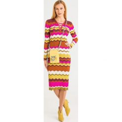 SUKIENKA pinko PLATESSA. Sukienki damskie Pinko, l, bez wzorów, eleganckie, bez kołnierzyka, bez rękawów. W wyprzedaży za 807,20 zł.