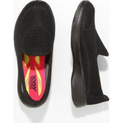 Skechers Performance GO WALK 4 Obuwie do biegania Turystyka black. Czarne buty sportowe damskie Skechers Performance, z tworzywa sztucznego, do biegania, skechers performance go. Za 259,00 zł.