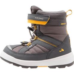 Viking PLAYTIME GTX Śniegowce charcoal/sun. Brązowe buty zimowe damskie marki Viking, z materiału. W wyprzedaży za 246,35 zł.