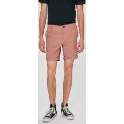 Selected - Szorty. Różowe spodenki i szorty męskie marki Selected, s, bez wzorów, z elastanu, casualowe. W wyprzedaży za 119,90 zł.