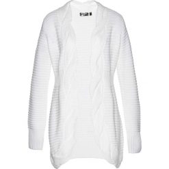 Sweter bez zapięcia bonprix biel wełny. Białe swetry damskie bonprix, bez wzorów, z wełny, bez rękawów, bez kaptura. Za 109,99 zł.
