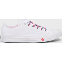 Converse - Tenisówki. Białe trampki i tenisówki damskie Converse, bez wzorów, z gumy, na sznurówki. W wyprzedaży za 219,90 zł.