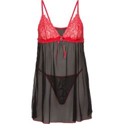 Koszulka nocna + stringi (2 części) bonprix czarno-czerwony. Czarne koszule nocne i halki bonprix, w koronkowe wzory, z koronki. Za 79,99 zł.