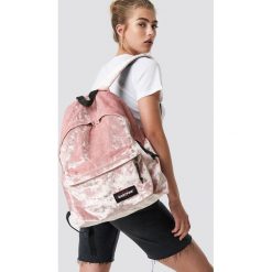 Eastpak Plecak Crushed Padded Pak´r - Pink. Różowe plecaki damskie Eastpak, w paski. Za 222,95 zł.