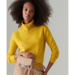 Sweter z golfem - Zielony. Zielone swetry damskie Mohito, s, bez wzorów, bez rękawów. Za 119,99 zł.