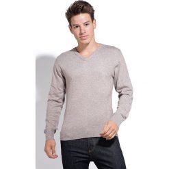 Sweter w kolorze szarobrązowym. Szare swetry męskie William de Faye, m, bez wzorów, z kaszmiru, bez kołnierzyka, bez kaptura. W wyprzedaży za 159,95 zł.