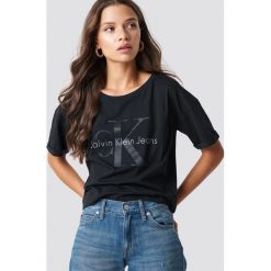 Calvin Klein T-shirt Teco 22 Crew Neck - Black. Czarne t-shirty damskie Calvin Klein. Za 202,95 zł.