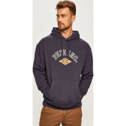 Pepe Jeans - Bluza Lionel. Czerwone bluzy męskie Pepe Jeans, m, z nadrukiem, z bawełny, z kapturem, bez rękawów, z kapturem. W wyprzedaży za 179,90 zł.