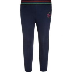 Little Marc Jacobs Spodnie treningowe dark indigo. Niebieskie spodnie dresowe dziewczęce marki Little Marc Jacobs, z bawełny. W wyprzedaży za 223,30 zł.