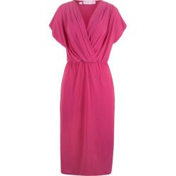 Sukienka kopertowa z kolekcji Maite Kelly bonprix jeżynowy. Sukienki damskie bonprix. Za 79,99 zł.