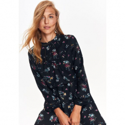 SUKIENKA DAMSKA W KWIATY. Czarne sukienki damskie Top Secret, na zimę, z haftami, z tkaniny, eleganckie, z długim rękawem, długie. Za 129,99 zł.