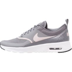 Trampki damskie slip on: Nike Sportswear AIR MAX THEA Tenisówki i Trampki gunsmoke/particle rose/black