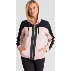 BLUZA LIU JO SPORT. Różowe bluzy sportowe damskie Liu Jo Sport, xs, bez wzorów, z materiału, bez rękawów, bez kaptura. Za 679,00 zł.