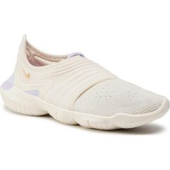 Buty NIKE - Free Rn Flyknit 3.0 AQ5708 201 Light Cream/Celestial Gold. Brązowe buty sportowe damskie Nike, bez wzorów, z tworzywa sztucznego, sportowe, do biegania. Za 549,00 zł.