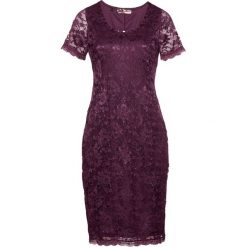 Sukienka koronkowa Premium bonprix jeżynowy. Fioletowe sukienki damskie bonprix, bez wzorów, z koronki, eleganckie, z okrągłym kołnierzem, bez rękawów. Za 199,99 zł.