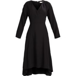 Sukienki: Finery London GORDON CREPE WRAP Długa sukienka black