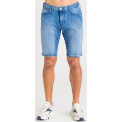 BERMUDY emporio armani. Spodenki i szorty męskie Emporio Armani, m, bez wzorów. W wyprzedaży za 543,20 zł.