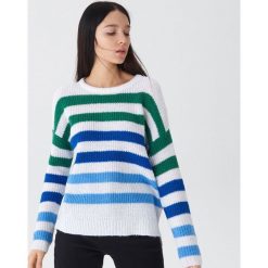 Sweter w kolorowe paski - Paski. Szare swetry damskie House, s, w paski, bez rękawów, bez kaptura. W wyprzedaży za 29,99 zł.
