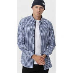 Niebieska Koszula Annerley. Niebieskie koszule męskie Born2be, xxl, bez wzorów, biznesowe, button down, bez rękawów. Za 79,99 zł.
