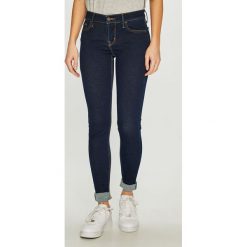 Levi's - Jeansy Innovation. Niebieskie jeansy damskie skinny marki Levi's®, s, z elastanu. Za 369,90 zł.