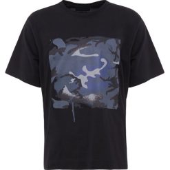 Diesel Black Gold TEORIAL SPRAYCAMO Tshirt z nadrukiem black. Czarne t-shirty męskie marki Diesel Black Gold, xl, z nadrukiem, z bawełny. Za 419,00 zł.