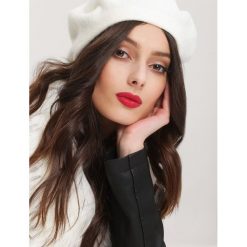 Kremowy Beret Hearsay. Białe czapki damskie Renee. Za 39,99 zł.