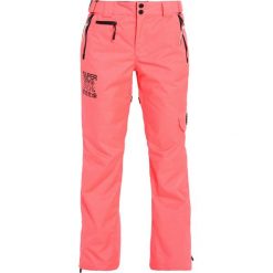 Superdry Spodnie narciarskie fluro coral. Czerwone spodnie damskie Superdry, l, bez wzorów, z poliesteru, długie, narciarskie. W wyprzedaży za 477,95 zł.
