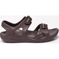 Crocs - Sandały. Pomarańczowe kapcie męskie marki Crocs, z materiału. Za 179,90 zł.