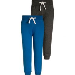 Chinosy chłopięce: Minymo 2 PACK Spodnie treningowe directoire blue