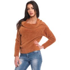 Sweter "Thea" w kolorze brązowym. Pomarańczowe swetry damskie Scarlet Jones, s, bez wzorów, bez rękawów, bez kaptura. W wyprzedaży za 169,95 zł.