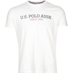 Koszulka w kolorze białym. Białe koszulki męskie U.S. Polo Assn., s, z nadrukiem, z bawełny, z okrągłym kołnierzem, bez rękawów. W wyprzedaży za 85,95 zł.