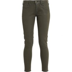 Le Temps Des Cerises Jeansy Slim Fit khaki. Brązowe boyfriendy damskie Le Temps Des Cerises. Za 419,00 zł.