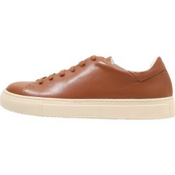 Tenisówki męskie: J.LINDEBERG LT ITALIAN Tenisówki i Trampki glazed ginger