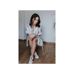 Sukienka Boho Garden. Białe sukienki damskie Hello rabbit, s, bez wzorów, z wiskozy, sportowe, bez kołnierzyka, bez rękawów, sportowe. Za 269,00 zł.