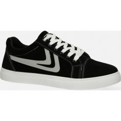 Czarne buty sportowe sznurowane casu a-22. Czarne buty sportowe męskie Casu, na sznurówki. Za 49,99 zł.