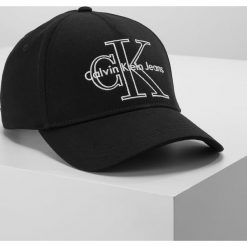 Czapki damskie: Calvin Klein Jeans REISSUE BASEBALL Czapka z daszkiem black