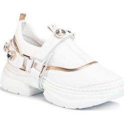 Sneakersy EVA MINGE - EM-49-07-000702 602. Białe półbuty damskie Eva Minge, ze skóry. Za 499,00 zł.