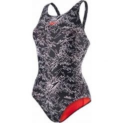 Speedo Strój Boom Allover Muscleback Black/White 34. Czarne stroje kąpielowe jednoczęściowe damskie marki Speedo. W wyprzedaży za 169,00 zł.