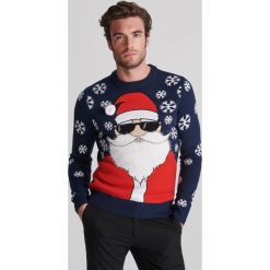 Sweter z świątecznym motywem - Granatowy. Niebieskie swetry męskie Reserved, s, bez wzorów, wizytowe, bez kołnierzyka, bez kaptura. Za 119,99 zł.