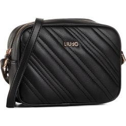 Torebka LIU JO - Xs Crossbody AF0156 E0426 Nero 22222. Czarne listonoszki damskie Liu Jo, na co dzień, bez wzorów, ze skóry ekologicznej, eleganckie, bez dodatków. Za 389,00 zł.