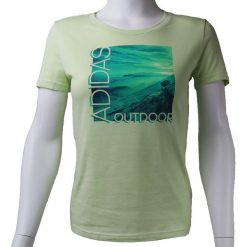 Adidas ADI Landscape Tee AI5930. Zielone t-shirty damskie Adidas, m, bez wzorów, z bawełny, bez kołnierzyka. W wyprzedaży za 69,99 zł.