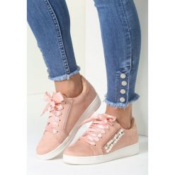 Różowe Buty Sportowe Margarett. Czerwone buty sportowe damskie vices. Za 69,99 zł.
