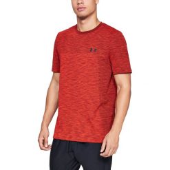 Under Armour Vanish Seamless Koszulka Czerwony. Czerwone podkoszulki męskie Under Armour, l, bez wzorów, z poliesteru, bez kołnierzyka, krótkie. Za 206,95 zł.